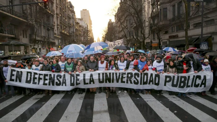 paro-universitario-700x394